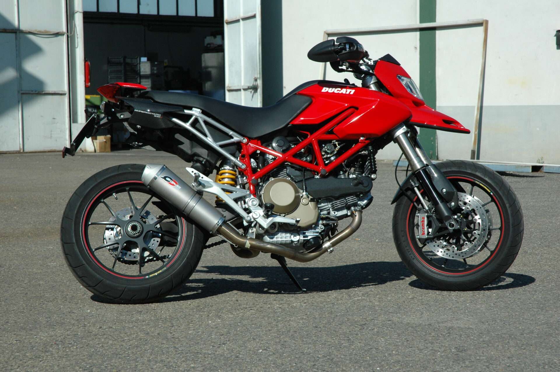 Ducati Hypermotard 1100 07’/’09, Impianto Completo 2 in 1 con Terminale Singolo Laterale Serie Max-Cone