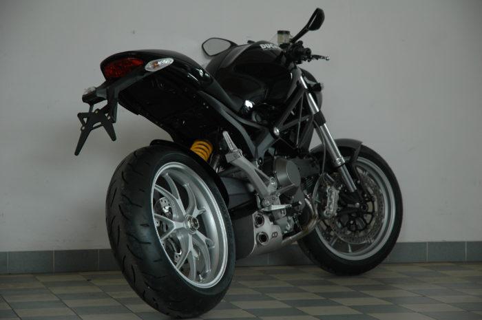 Ducati Monster 1100, Impianto di Scarico Serie Ex-Box - immagine 4