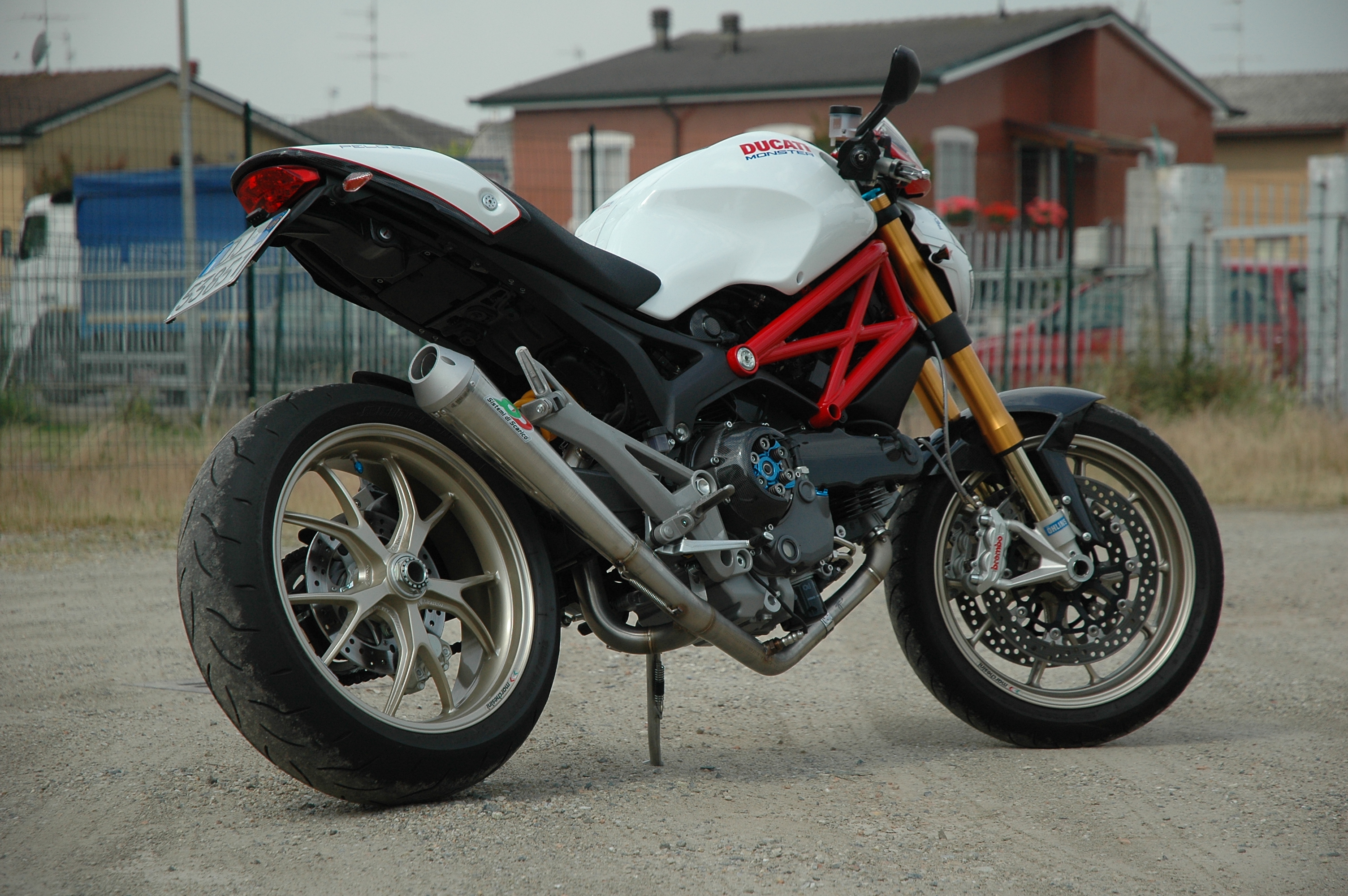 Ducati Monster 1100 2 in 1, full, low-mount right sided exhaust