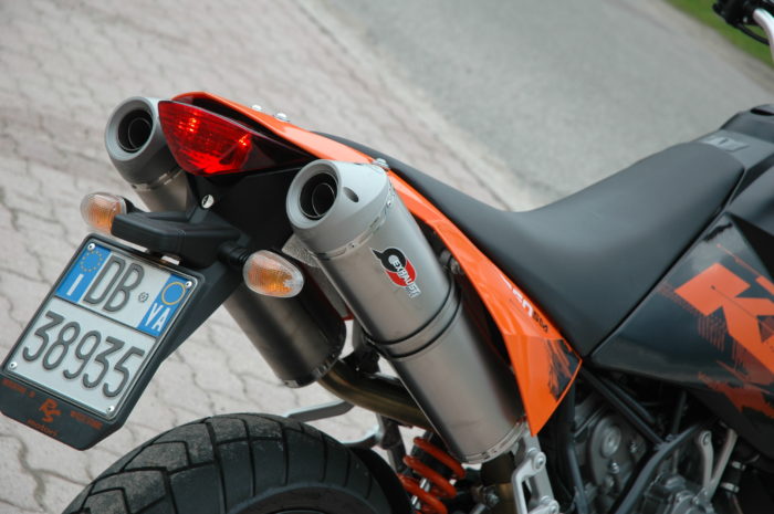 KTM 950-990 SUPERENDURO - Magnum Series “Bolt-On” twin muffler set