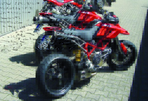 Hypermotard 796