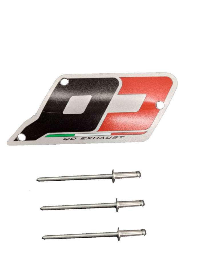 QD Exhaust logo plate 64.9×26.45